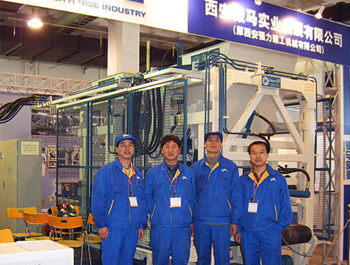 銀馬磚機公司維修服務團隊