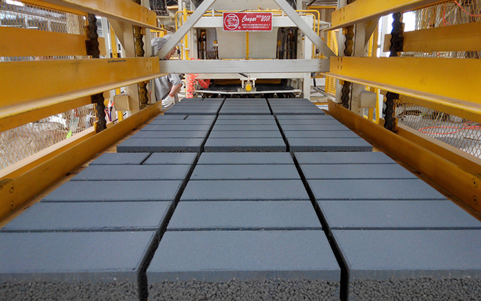 海綿生態透水磚生產線解決方案